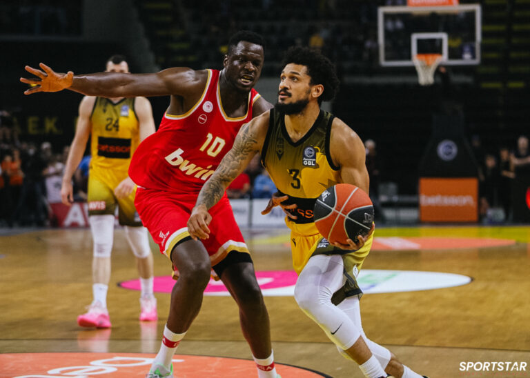ΑΕΚ Betsson – Ολυμπιακός 64-90: Στους τελικούς οι ερυθρόλευκοι