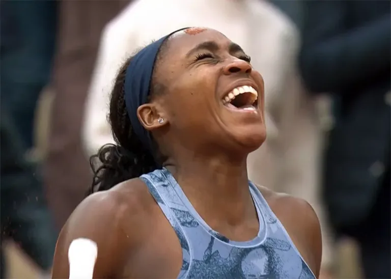 Πρωταθλήτρια στο Roland Garros η Κόκο Γκοφ με νίκη 2-1 επί της Σαμπαλένκα