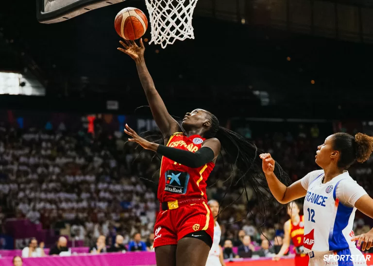 Γαλλία – Ισπανία 64-65: Στον τελικό του Eurobasket Γυναικών η “Ρόχα”