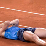 Η Μπουασόν έγραψε ιστορία στο Roland Garros με επική νίκη 2-0 επί της Αντρέεβα