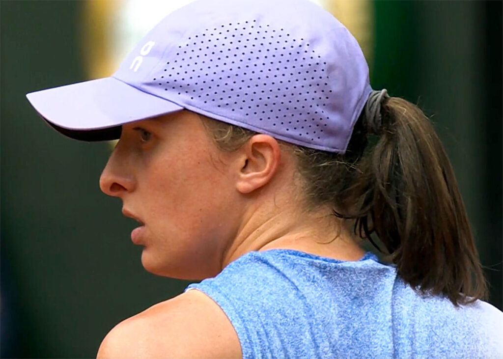 Roland Garros: Σφιόντεκ – Ριμπάκινα 3-0 με μεγάλη ανατροπή