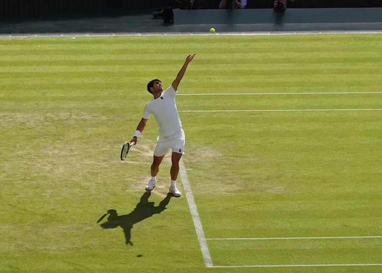 Ο Αλκαράζ στον 3ο συνεχόμενο τελικό του Wimbledon με νίκη επί του Φριτζ