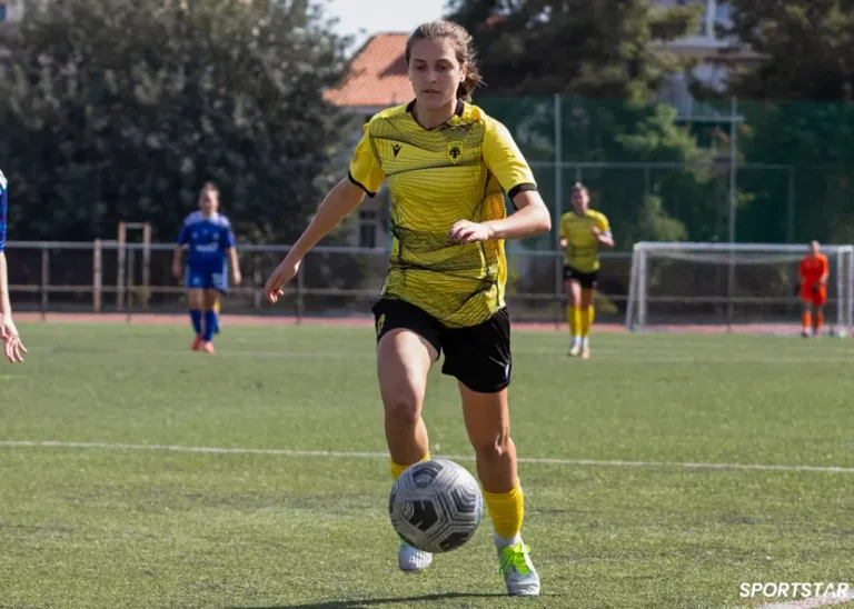 Παραμένει στην ΑΕΚ η Τσελέντη