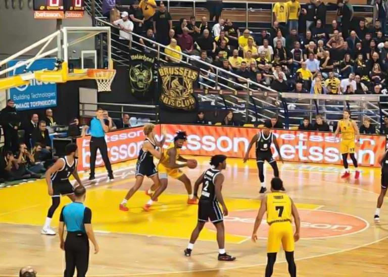 Ρίτσαρντ Σιάο και Νίκος Γκάλης σε μια ονειρεμένη βραδιά για τον Άρη