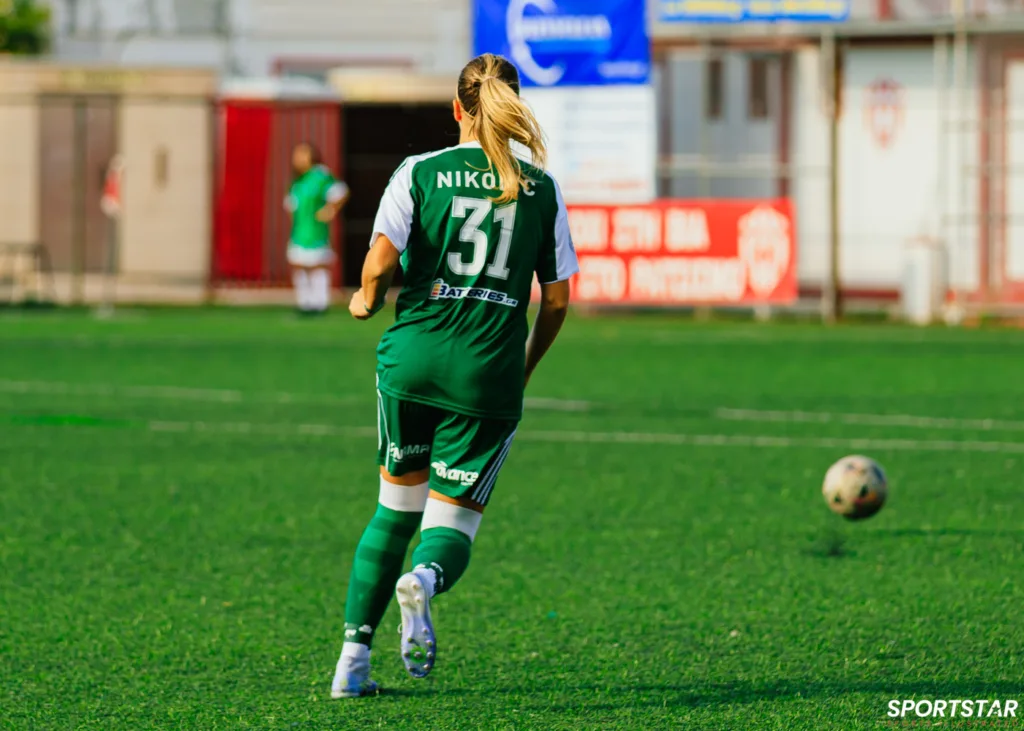 ΠΑΝΑΘΗΝΑΪΚΟΣ - ΒΟΛΟΣ 2004 ΠΡΩΤΑΘΛΗΜΑ ΠΟΔΟΣΦΑΙΡΟΥ ΓΥΝΑΙΚΩΝ