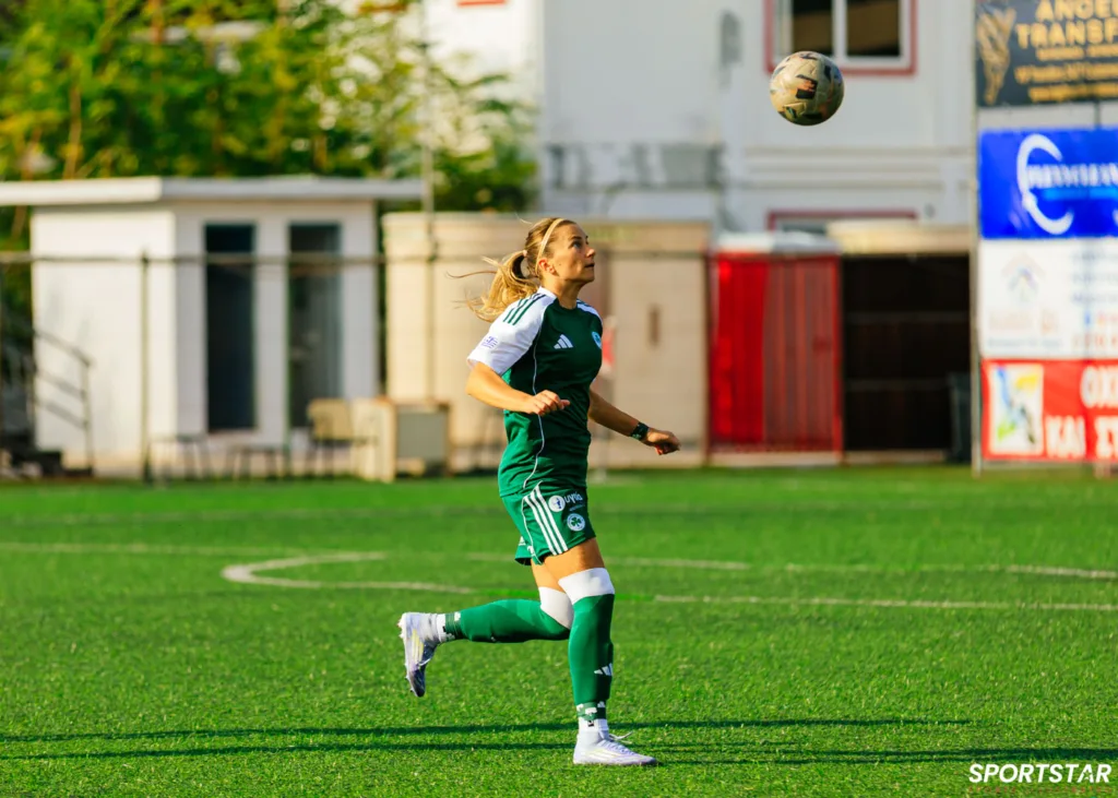 ΠΑΝΑΘΗΝΑΪΚΟΣ - ΒΟΛΟΣ 2004 ΠΡΩΤΑΘΛΗΜΑ ΠΟΔΟΣΦΑΙΡΟΥ ΓΥΝΑΙΚΩΝ