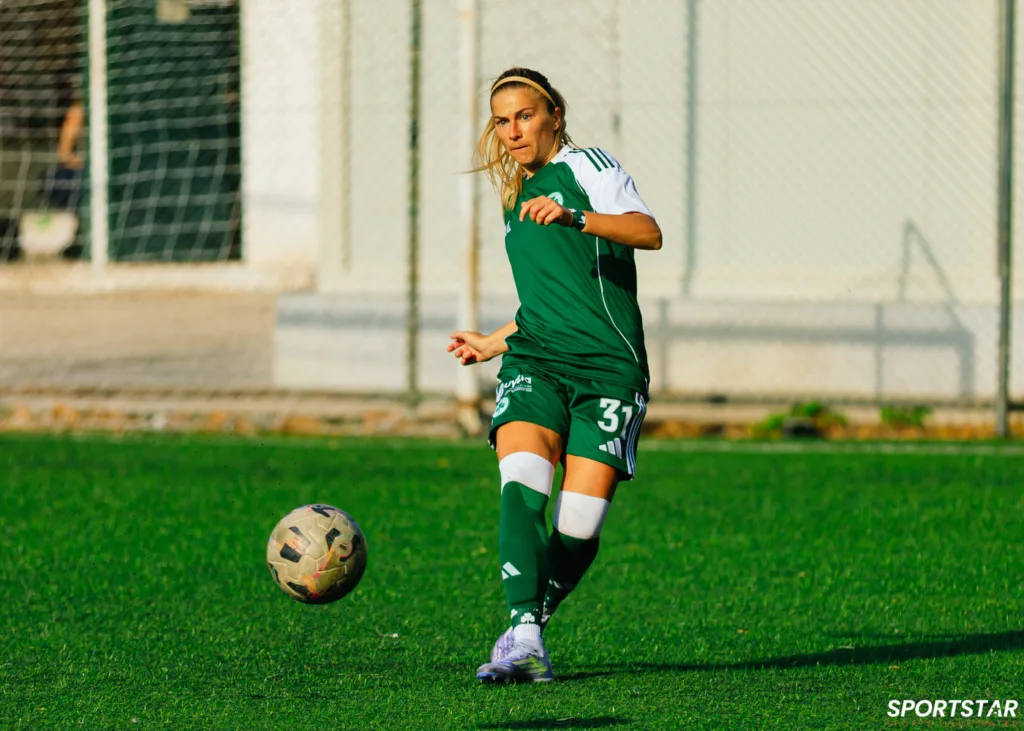 ΠΑΝΑΘΗΝΑΪΚΟΣ - ΒΟΛΟΣ 2004 ΠΡΩΤΑΘΛΗΜΑ ΠΟΔΟΣΦΑΙΡΟΥ ΓΥΝΑΙΚΩΝ