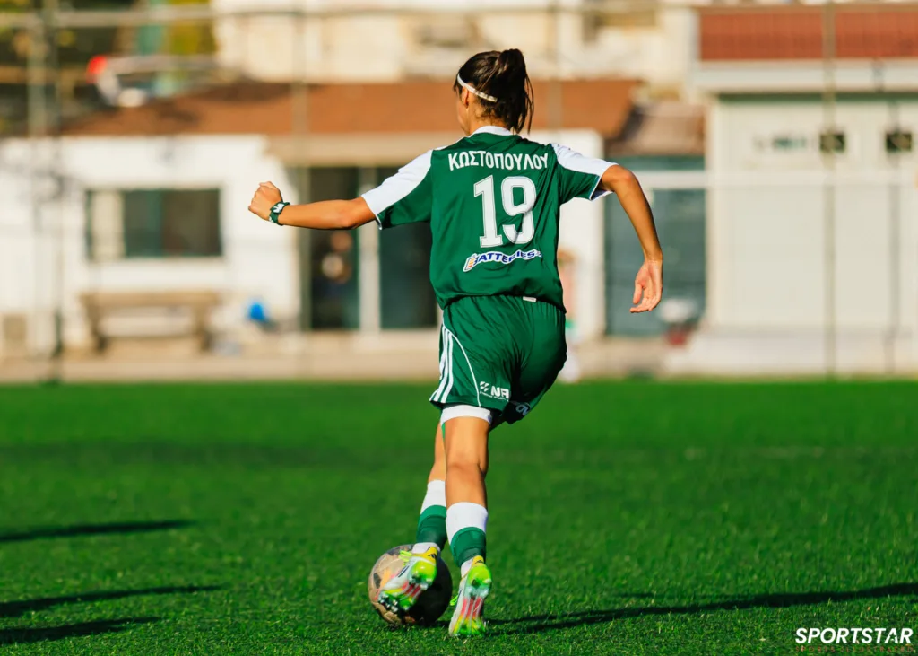 ΠΑΝΑΘΗΝΑΪΚΟΣ - ΒΟΛΟΣ 2004 ΠΡΩΤΑΘΛΗΜΑ ΠΟΔΟΣΦΑΙΡΟΥ ΓΥΝΑΙΚΩΝ