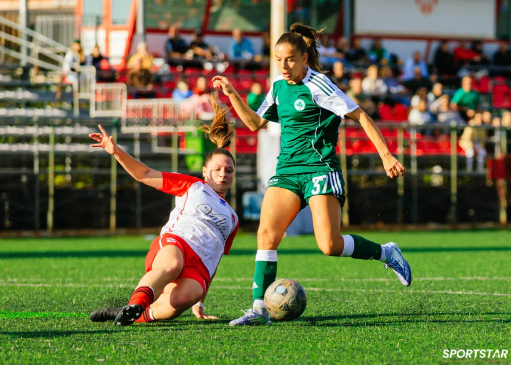 ΠΑΝΑΘΗΝΑΪΚΟΣ - ΒΟΛΟΣ 2004 ΠΡΩΤΑΘΛΗΜΑ ΠΟΔΟΣΦΑΙΡΟΥ ΓΥΝΑΙΚΩΝ