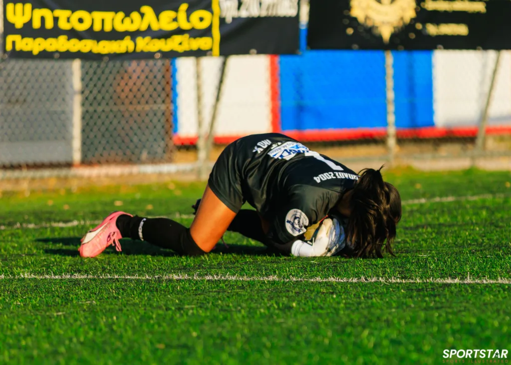 ΠΑΝΑΘΗΝΑΪΚΟΣ - ΒΟΛΟΣ 2004 ΠΡΩΤΑΘΛΗΜΑ ΠΟΔΟΣΦΑΙΡΟΥ ΓΥΝΑΙΚΩΝ