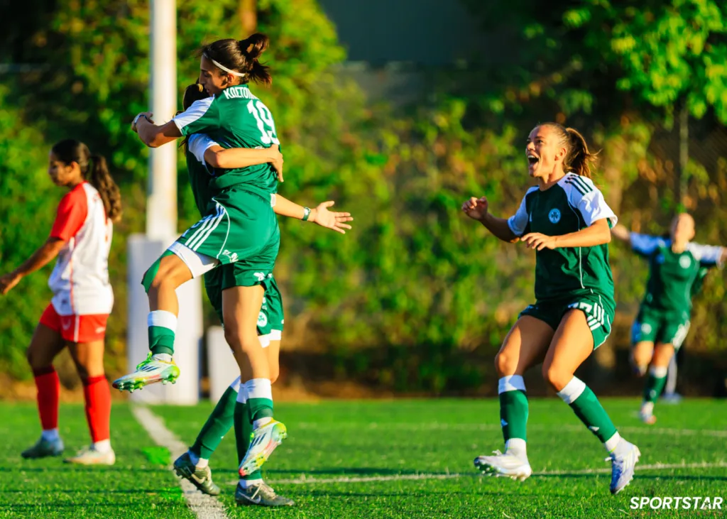 ΠΑΝΑΘΗΝΑΪΚΟΣ - ΒΟΛΟΣ 2004 ΠΡΩΤΑΘΛΗΜΑ ΠΟΔΟΣΦΑΙΡΟΥ ΓΥΝΑΙΚΩΝ