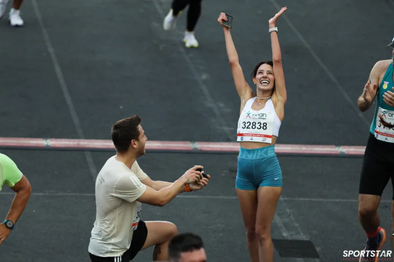 Αυθεντικός Μαραθώνιος: Πρόταση γάμου στον τερματισμό!