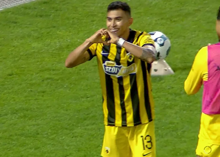 ΟΦΗ – ΑΕΚ 0-1: Ο Πινέδα υπέγραψε το «διπλό» στο Παγκρήτιο