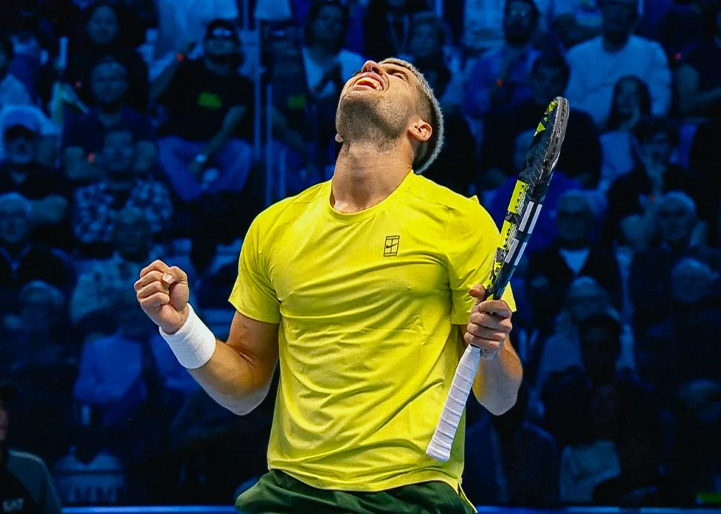 Αλκαράθ: Επική ανατροπή και νίκη επί του Φριτζ στο Τορίνο