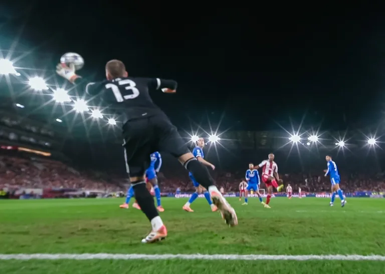 Ο Ελ Κααμπί μειώνει σε 3-4 και κρατά ζωντανό τον Ολυμπιακό στο «Καραϊσκάκης»!