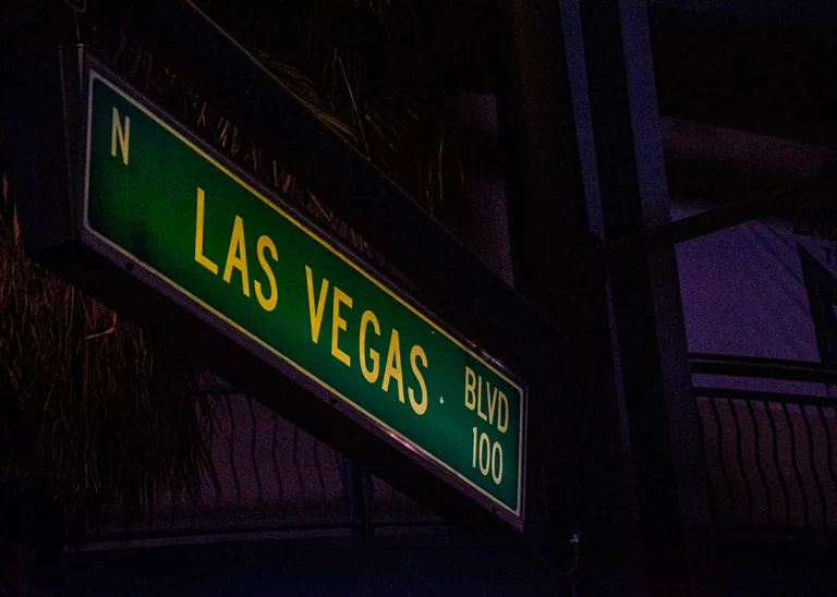 Φόρμουλα 1: Ξημερώματα Κυριακής η μάχη στο Λας Βέγκας