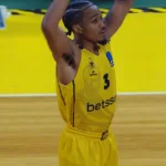 Ο Άρης άντεξε στο φινάλε και πήρε το ντέρμπι με τον Ηρακλή