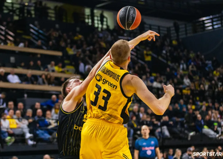 ΑΕΚ – Άρης 102-99: Η Ένωση επέζησε στα δύσκολα και τελικά πέρασε με υπογραφή Χαραλαμπόπουλου