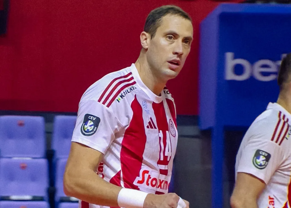 ΠΑΟΚ – Ολυμπιακός 1-3: Οι «ερυθρόλευκοι» σήκωσαν το 8ο League Cup