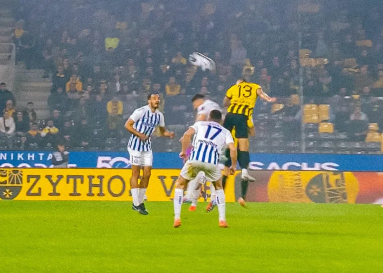 Έκανε του… κεφαλιού του, ο Πινέδα και έστειλε την ΑΕΚ με 1-0 στα αποδυτήρια