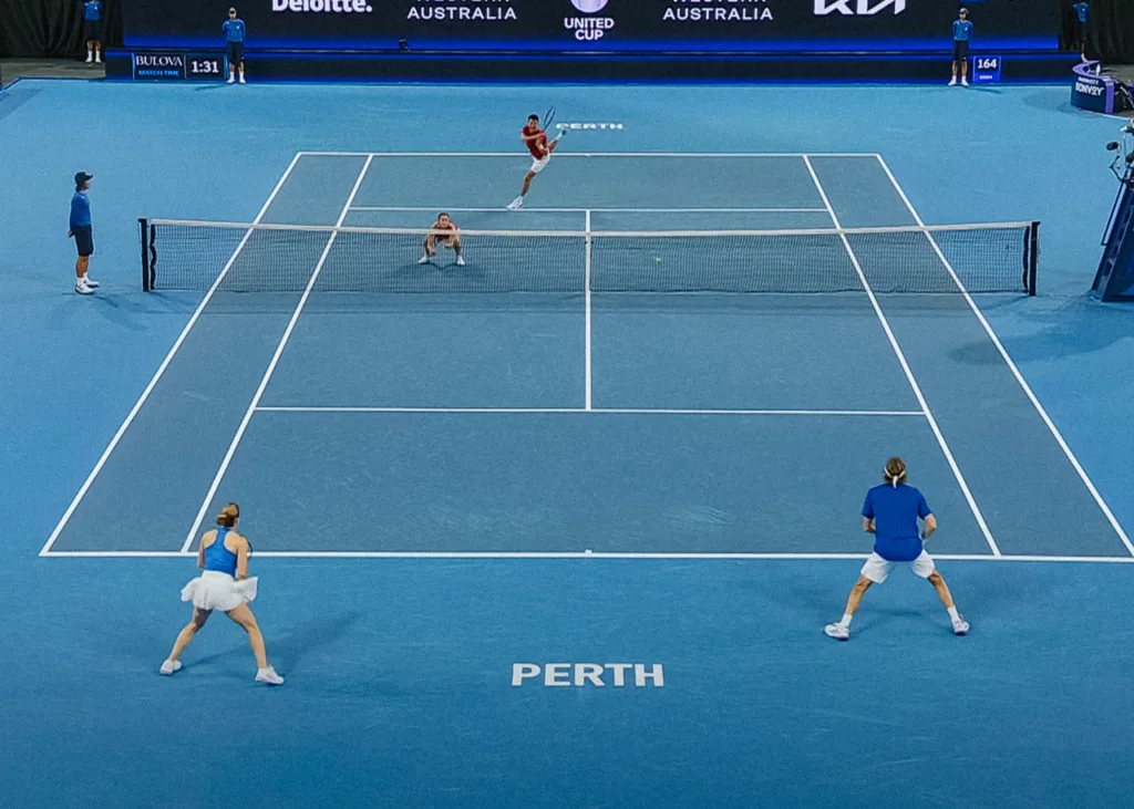 Ο Τσιτσιπάς και η Σάκκαρη σε αγώνα διπλού στο United Cup 2025