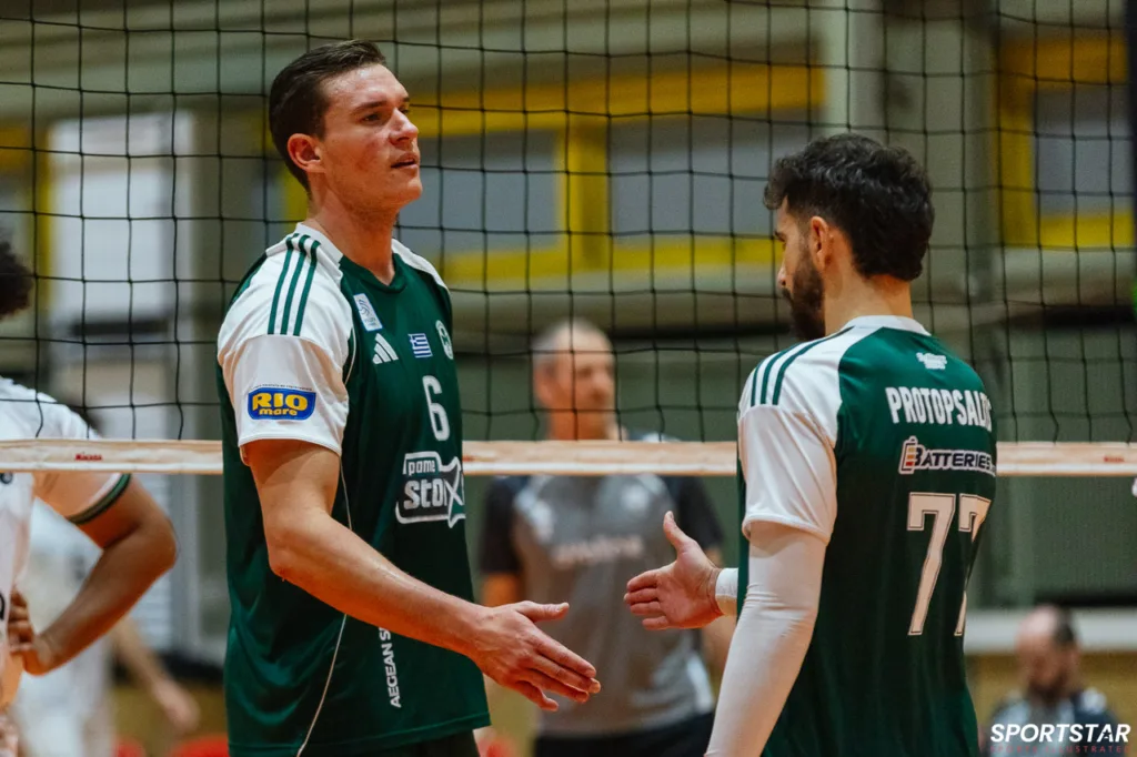 Στιγμιότυπο από τον αγώνα Παναθηναϊκός - Πουατιέ στο Μετς για το CEV Cup