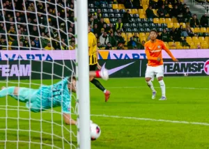 ΑΕΚ – ΟΦΗ 0-1: «Μπαμ» στην OPAP Arena και πρόκριση στα ημιτελικά για τους Κρητικούς