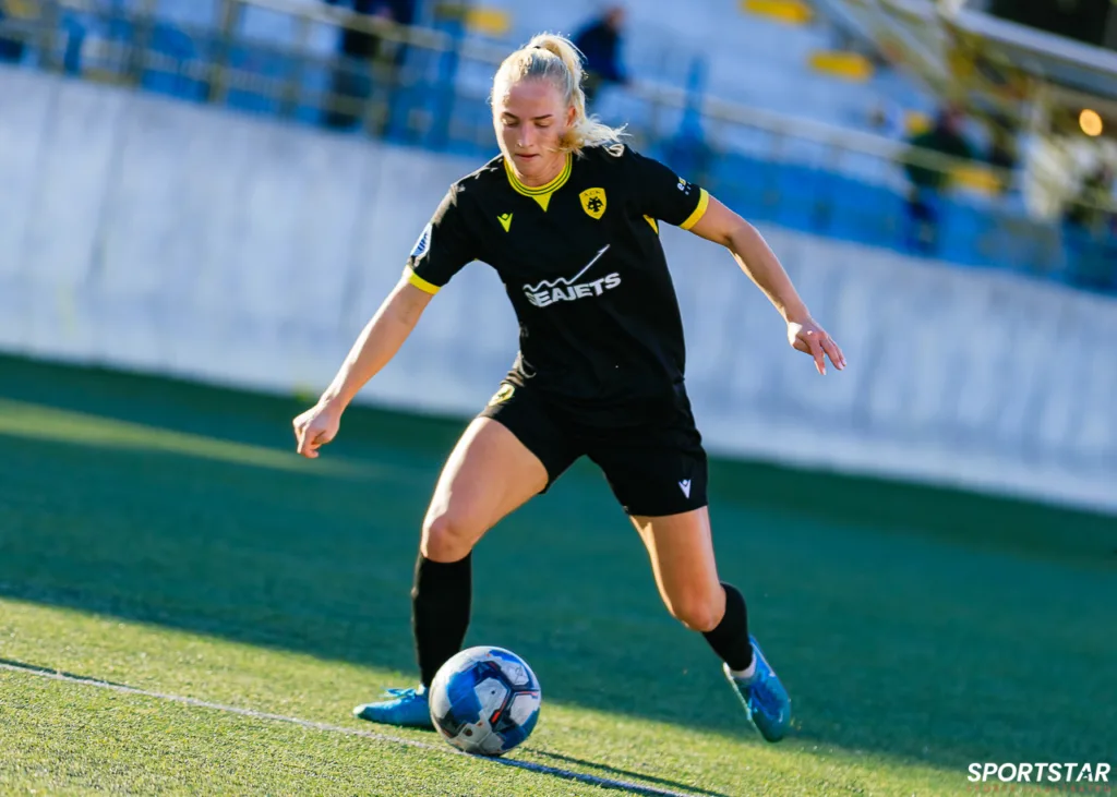 ΑΕΚ - Βόλος 2004 για τη 13η αγωνιστική του Πρωταθλήματος Α’ Εθνικής ποδοσφαίρου γυναικών