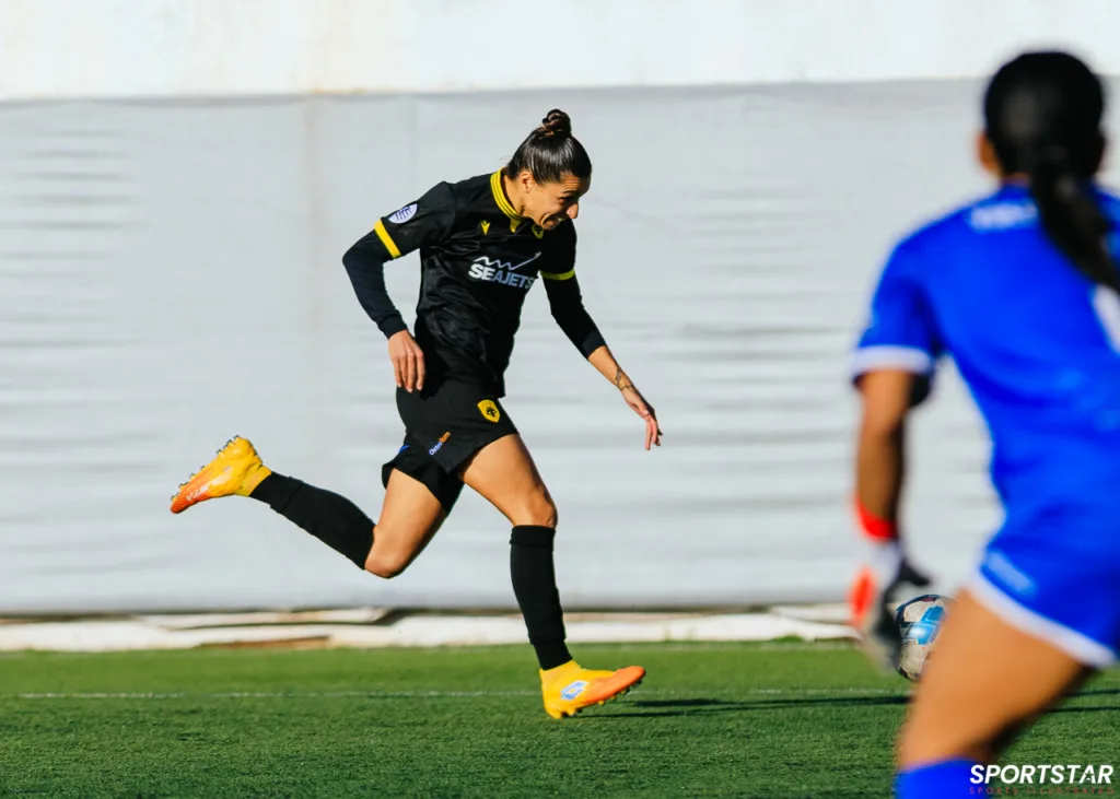 ΑΕΚ - Βόλος 2004 για τη 13η αγωνιστική του Πρωταθλήματος Α’ Εθνικής ποδοσφαίρου γυναικών