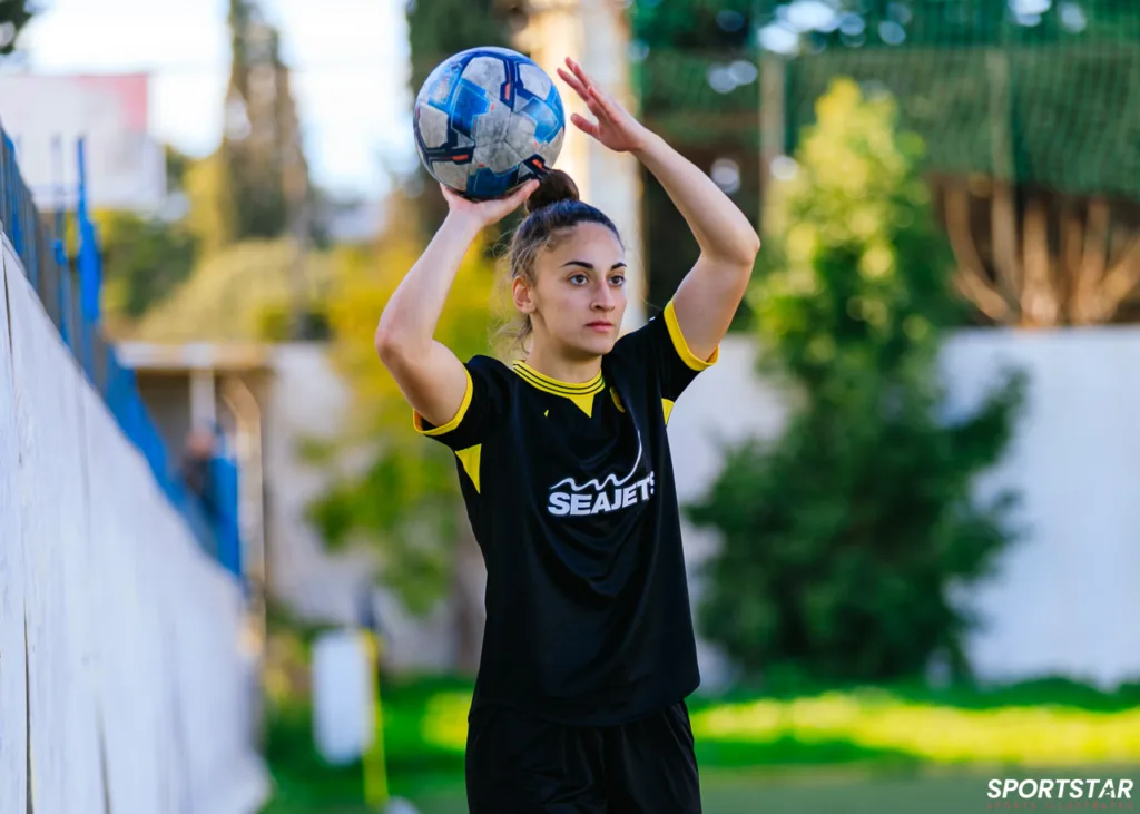 ΑΕΚ - Βόλος 2004 για τη 13η αγωνιστική του Πρωταθλήματος Α’ Εθνικής ποδοσφαίρου γυναικών