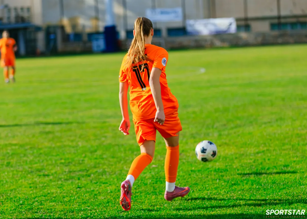 Η Γκριζέλντα Τσέλα στον αγώνα Αγία Παρασκευή - ΟΦΗ