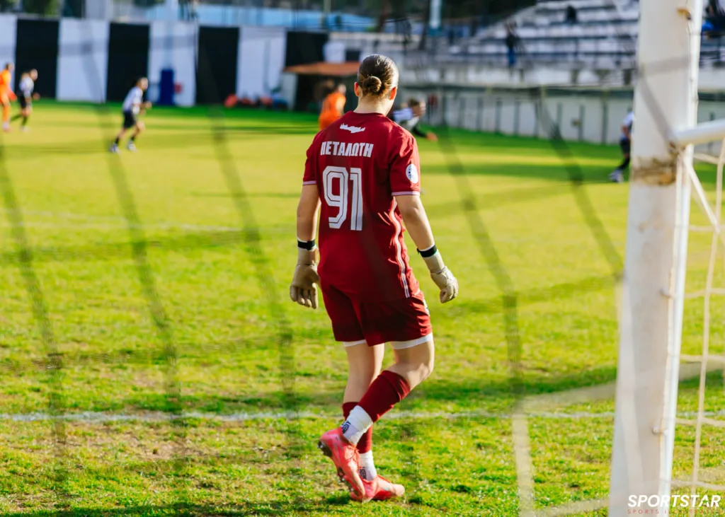 Η Ραφαέλα Πεταλωτή στο ντεμπούτο της με την ομάδα του ΟΦΗ