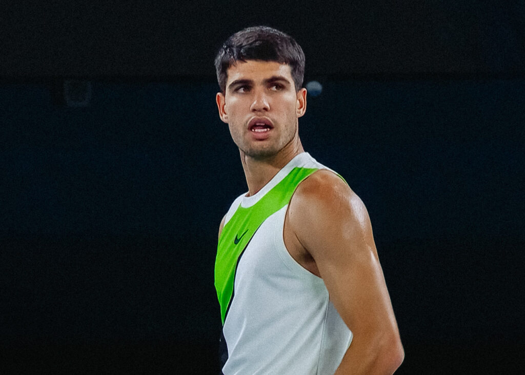 Αλκαράθ: Άνετη νίκη στην πρεμιέρα του Australian Open 2026