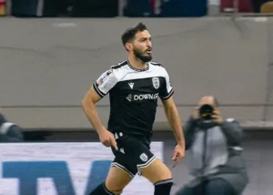 Διπλό πρόκρισης στο Φάληρο. Ο ΠΑΟΚ λύγισε τον Ολυμπιακό και πέταξε για τους τέσσερις