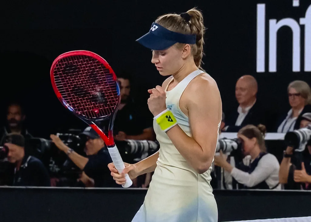 Ριμπάκινα: Πρωταθλήτρια στο Australian Open 2026, λύγισε τη Σαμπαλένκα σε τρία σετ