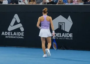 Η Μαρία Σάκκαρη στην πρεμιέρα της στην Αδελαϊδα κόντρα στην Ντάρια Κασάτκινα