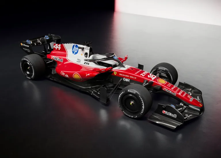 Η Ferrari με νέo ατού, “στρίβει” με αυτοπεποίθηση πριν το πρώτο Grand Prix της Formula 1