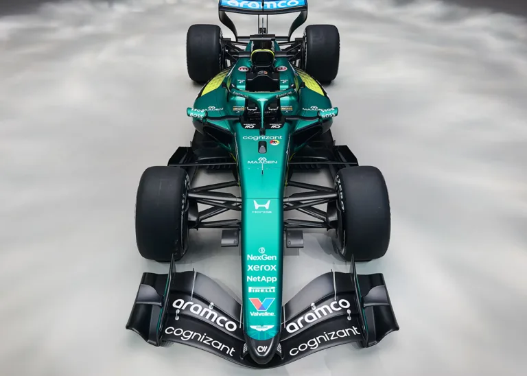 Η Ferrari φορτσάρει, σε μπελάδες η Άστον Μάρτιν. Τελευταίο update από Μπαχρέιν