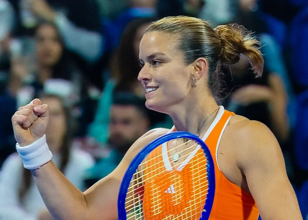 Μαρία Σάκκαρη: Τεράστια ανατροπή επί της Σβιόντεκ και πρόκριση στα ημιτελικά στη Ντόχα
