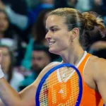 Μαρία Σάκκαρη: Τεράστια ανατροπή επί της Σβιόντεκ και πρόκριση στα ημιτελικά στη Ντόχα