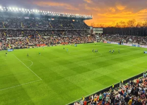 Στο βλέμμα της ΑΕΚ το Βαγιέκας, με φόντο μια ακόμη ευρωπαϊκή μονομαχία