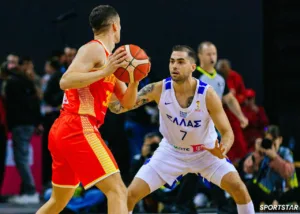 Τολιόπουλος “on fire” και διπλό αντίδρασης. Η Ελλάδα λύγισε το Μαυροβούνιο με 79-65