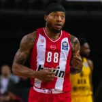 ΑΕΚ – Ολυμπιακός 84-94: Αήττητος στην κανονική διάρκεια, λύγισε την Ένωση στη SUNEL Arena