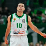 Κώστας Σλούκας: Χειρουργήθηκε και έστειλε μήνυμα επιστροφής