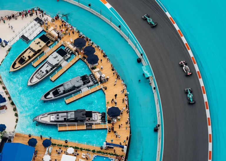Μαϊάμι GP, Live FP1: Η Ferrari δείχνει δόντια, αλλά ο Αντονέλι δεν κάνει πίσω