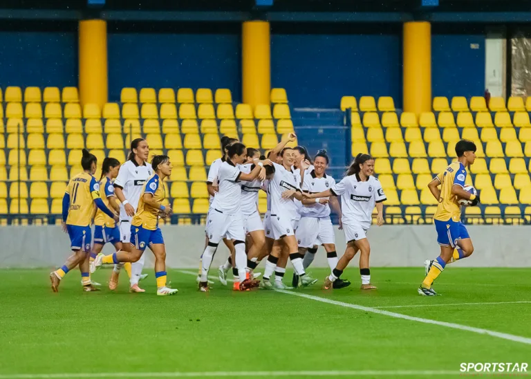 Νταμπλούχος Ελλάδας ο ΠΑΟΚ μετά το 2-0 επί του Αστέρα Τρίπολης στον τελικό Κυπέλλου Γυναικών