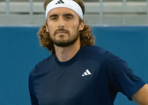 Τσιτσιπάς: Με walkover στον 2ο γύρο του Roland Garros