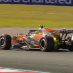 GP Βαρκελώνης: Ο Νόρις μπροστά για χιλιοστά, McLaren και Mercedes σε τροχιά σύγκρουσης