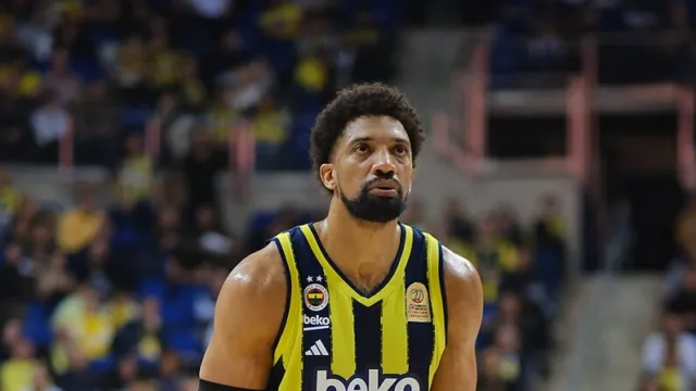 Άρης: «Βόμβα» με Khem Birch! Εμπειρία από ΝΒΑ και Ευρωλίγκα στο πλευρό του Σπανούλη