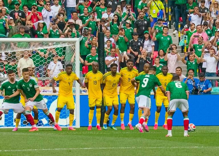 Μεξικό – Νότια Αφρική 1-0: Προβάδισμα από νωρίς, για τους οικοδεσπότες